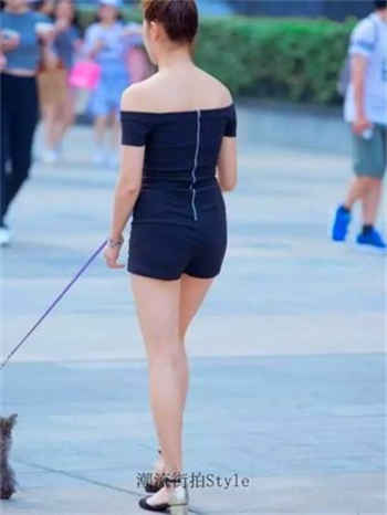 我的年轻女友