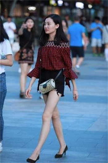 无限次数破解版野草