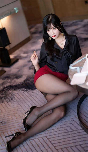 快递老李和赵筱柔