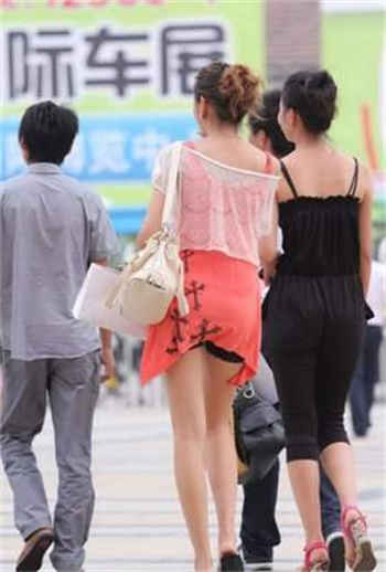 网上约的要拍房卡