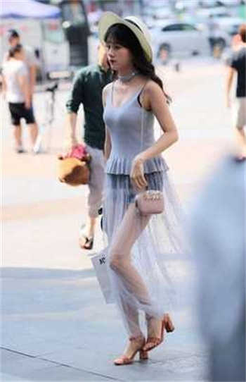 妻子的绽放作者liyaatm