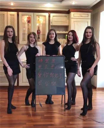 虐亦之绝宠囚妃