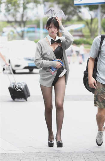 乳胶衣改造小说