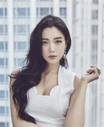 连体短裤怎么小便