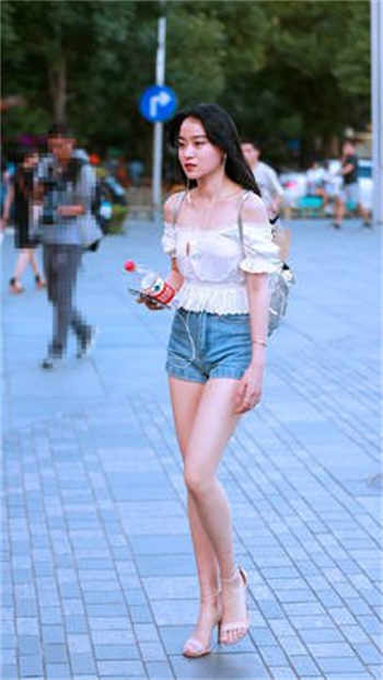 买车可以潜女销售人员吗