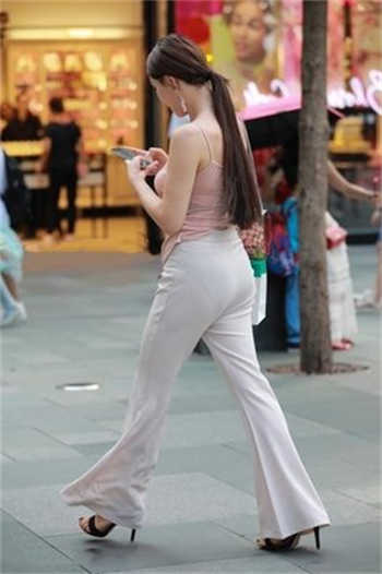 在线观看线路一线路二狼人