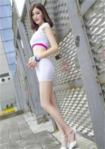 国色天香莫小鱼