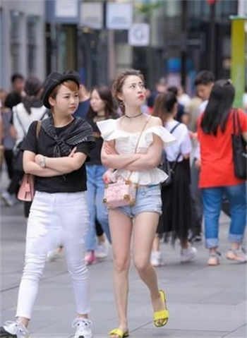 华师走廊视频