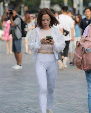 qq说说分手后霸气十足