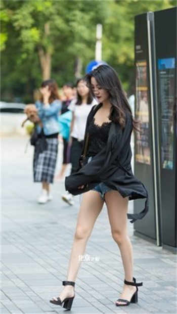 和老婆去跳黑舞