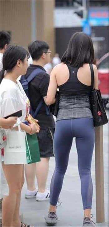 王府后院每天都在争宠by
