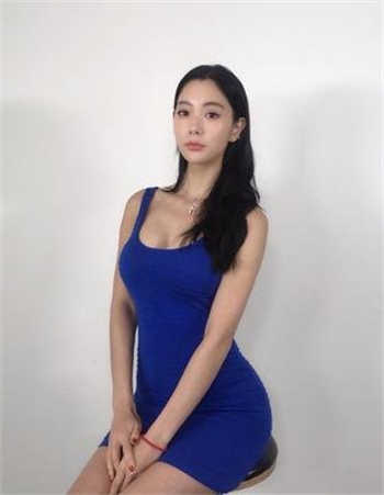 大飞麻将女以身抵债